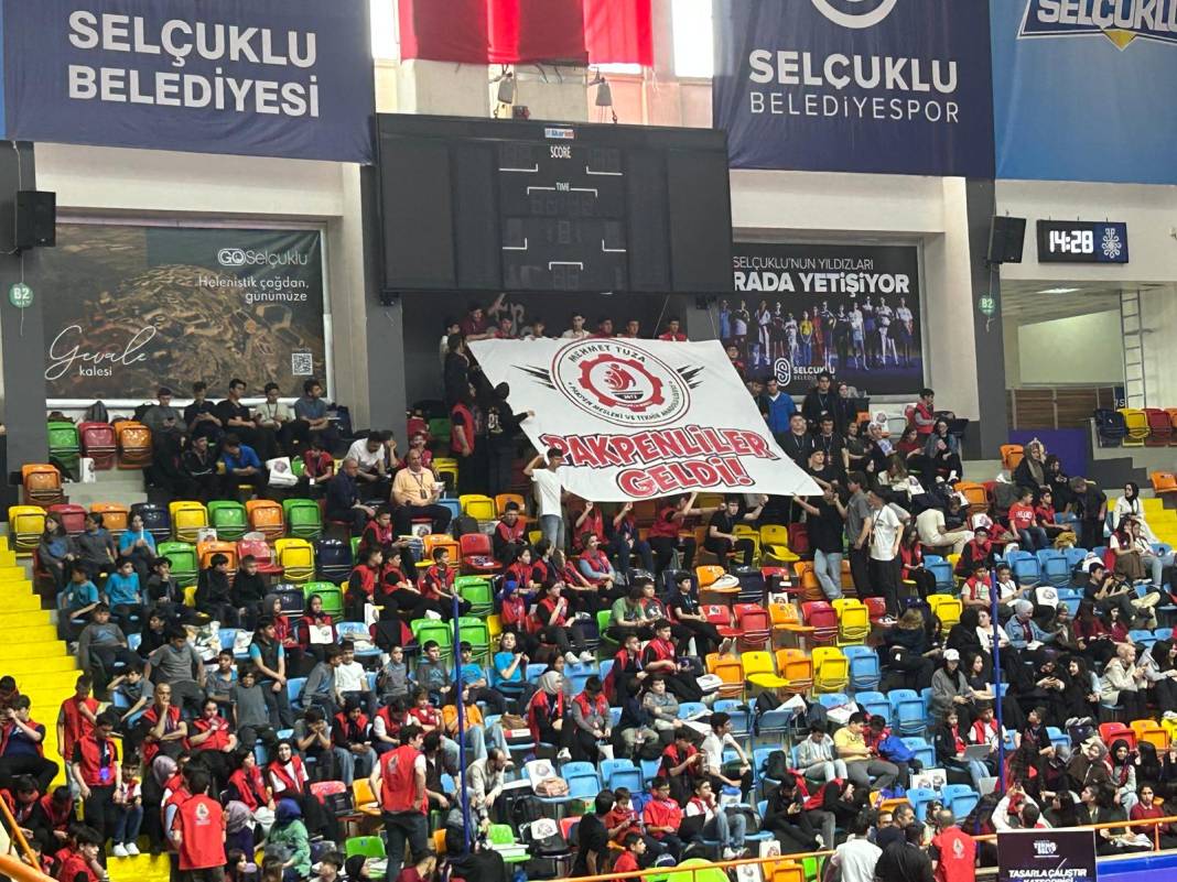 Konya'da robot savaşları başladı! TEKNOSEL 2026’da kıyasıya rekabet 16